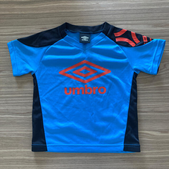 UMBRO(アンブロ)のcazra様専用！umbro 　 キッズ/ベビー/マタニティのキッズ服男の子用(90cm~)(Tシャツ/カットソー)の商品写真