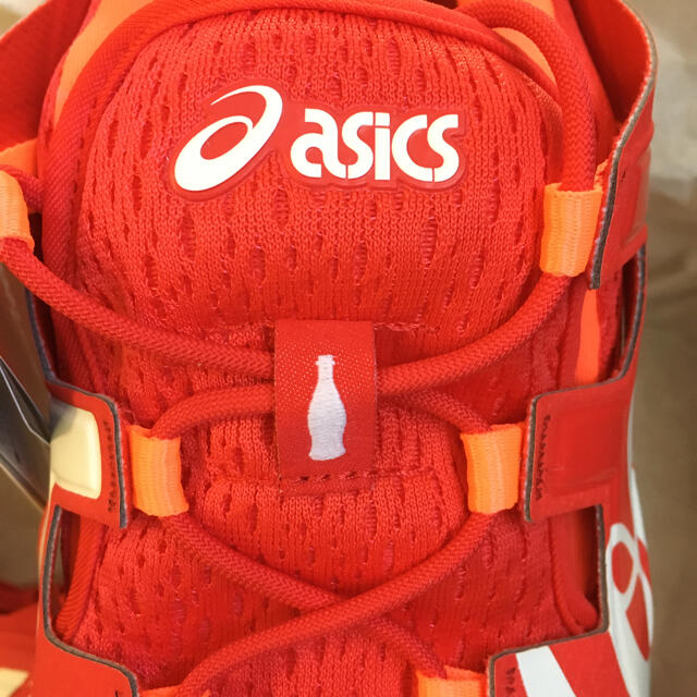 asics(アシックス)の新品28.5cm ゲルクァンタム90 コカコーラ　アシックス coca-cola メンズの靴/シューズ(スニーカー)の商品写真