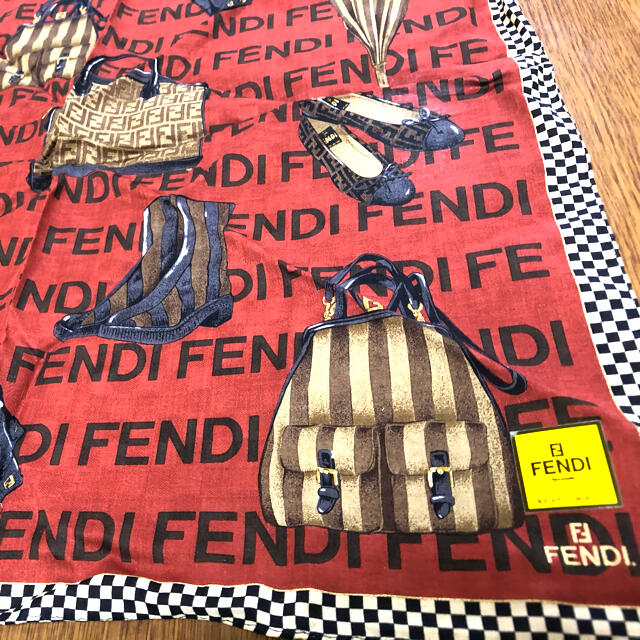 FENDI ハンカチ (未使用)