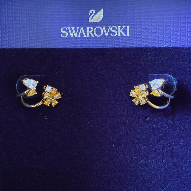 SWAROVSKI(スワロフスキー)の‼︎まるこ様専用‼︎   BOTANICAL  Pierce レディースのアクセサリー(ピアス)の商品写真