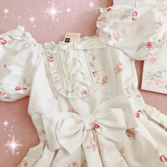最新モデルが入荷 リズリサlizlisa マイメロ チェック チェリー柄ワンピース 新品ホワイト 21年春夏再入荷 Ins Com Mk 最新モデルが入荷 リズリサlizlisa マイメロ チェック チェリー柄ワンピース 新品ホワイト 21年春夏再入荷 Ins Com Mk