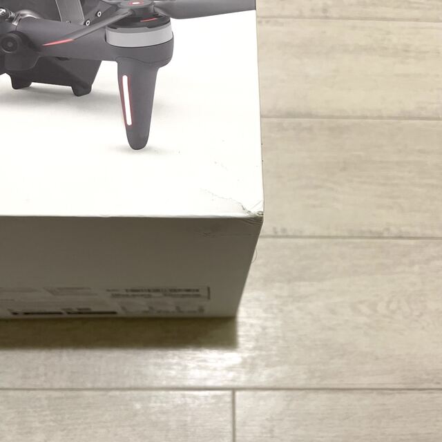 クーポン利用で¥133,000 新品未使用 DJI FPV Combo コンボ