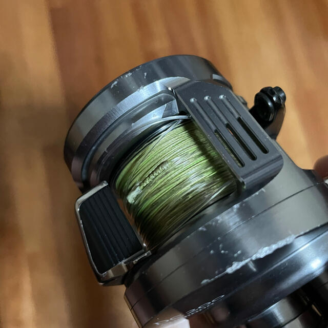 SHIMANO(シマノ)のカルカッタ　コンクエスト　DC200  スポーツ/アウトドアのフィッシング(リール)の商品写真