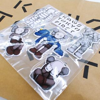 メディコムトイ(MEDICOM TOY)の新品 KAWS TOKYO FIRST KAWSぷくぷくシール カウズsacai(その他)