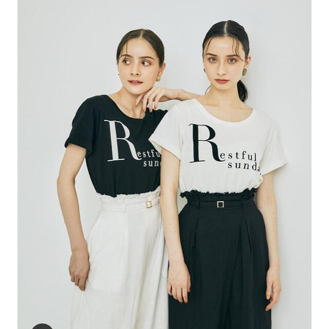 rienda(リエンダ)の完売　rienda  BigロゴT-SH   Tシャツ レディースのトップス(Tシャツ(半袖/袖なし))の商品写真