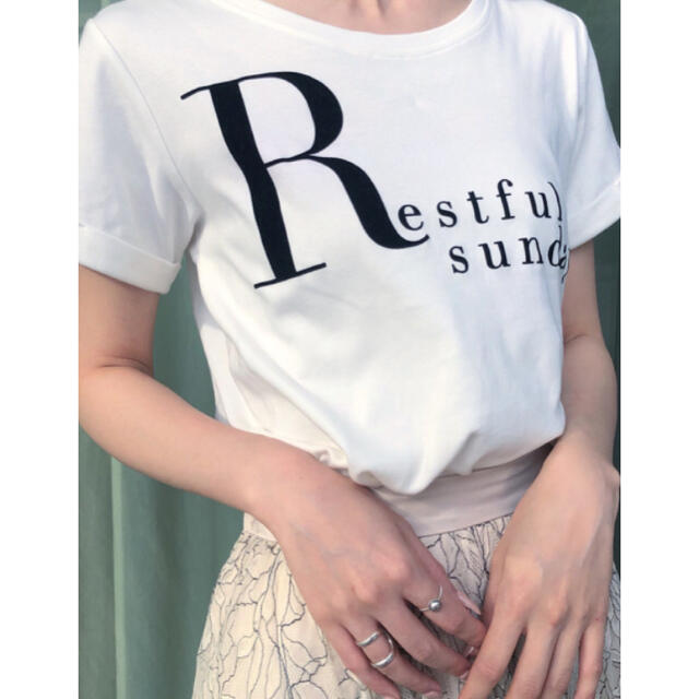 rienda(リエンダ)の完売　rienda  BigロゴT-SH   Tシャツ レディースのトップス(Tシャツ(半袖/袖なし))の商品写真