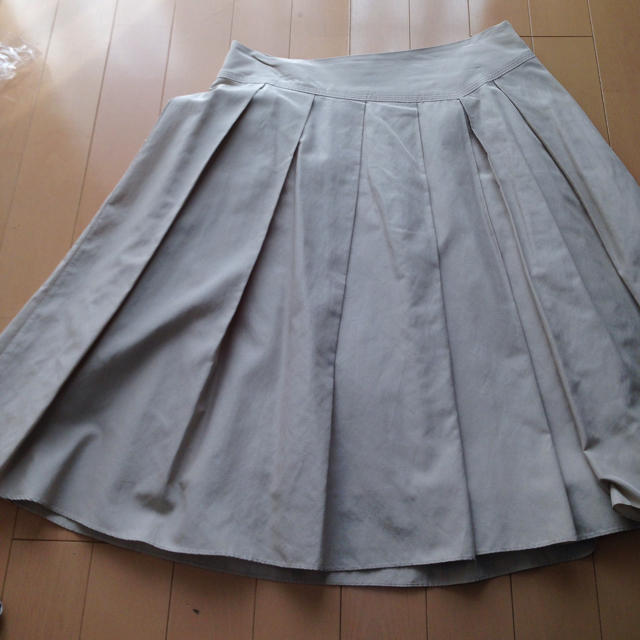 UNTITLED(アンタイトル)のアンタイトル スカート レディースのスカート(ひざ丈スカート)の商品写真