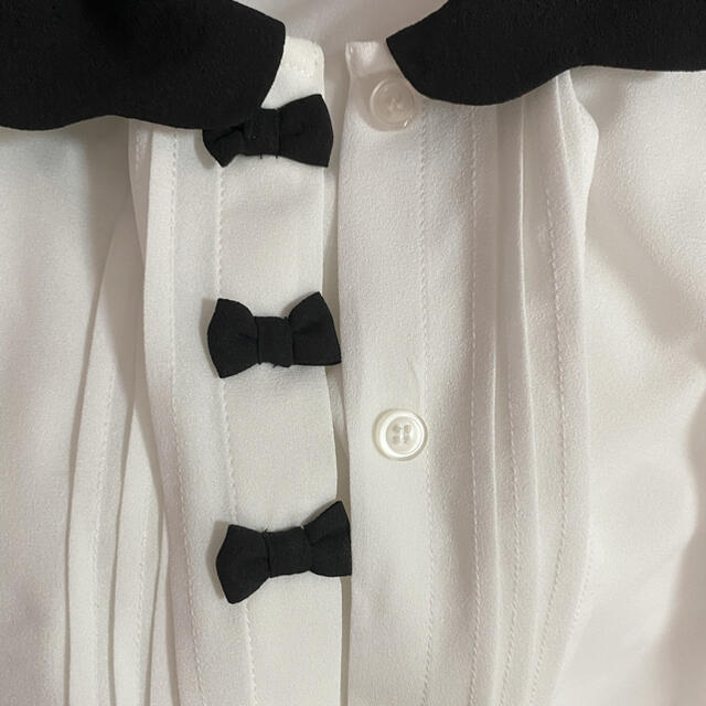 レトロガーリー リボンブラウス レディースのトップス(シャツ/ブラウス(長袖/七分))の商品写真