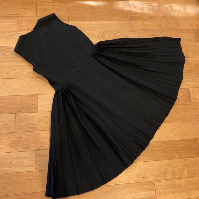 美品❣️フォクシー ニットワンピース ブラック 40 FOXEY - ひざ丈