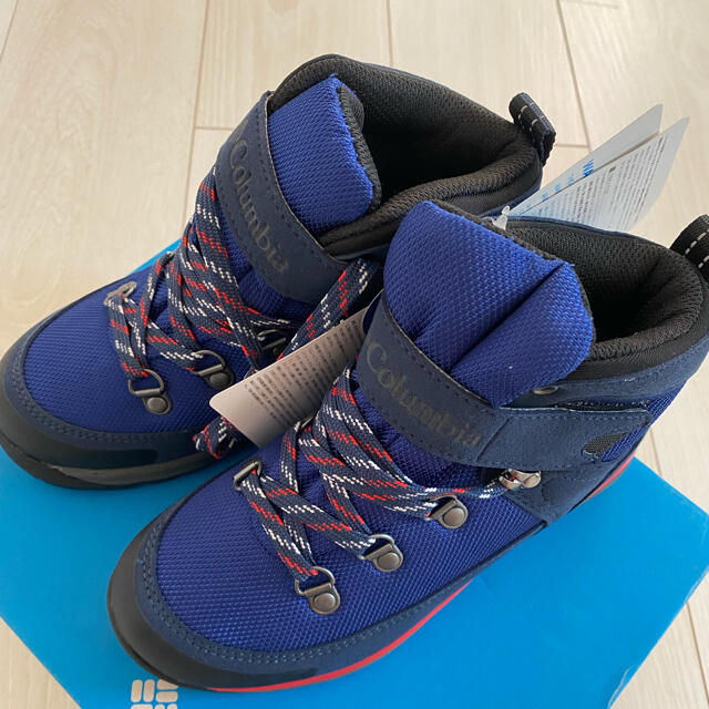 Columbia(コロンビア)のcolumbia 子供靴　登山　スポーツ　キャンプ キッズ/ベビー/マタニティのキッズ靴/シューズ(15cm~)(その他)の商品写真