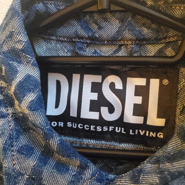DIESEL(ディーゼル)のDIESEL　デニムシャツ　XL メンズのトップス(シャツ)の商品写真