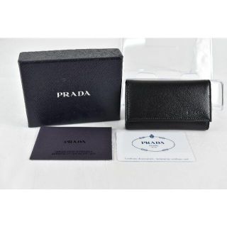 プラダ(PRADA)の展示未使用品 プラダ サフィアーノ 6連フック キーケース  (U00945)(キーケース)