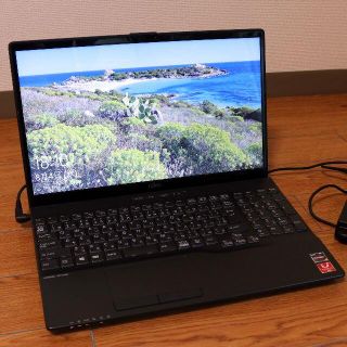 フジツウ(富士通)のノートPC・富士通 FMV LIFEBOOK FMVA43E1B(ノートPC)