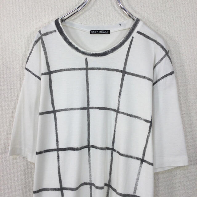 ISSEY MIYAKE(イッセイミヤケ)のイッセイミヤケ/ISSEY MIYAKE Tシャツ　格子チェック柄　カットソー メンズのトップス(Tシャツ/カットソー(半袖/袖なし))の商品写真