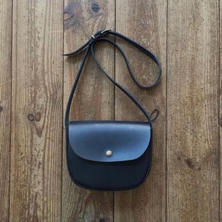 フィグロンドン(fig London)のfig london German hook shoulder bag 黒(ショルダーバッグ)