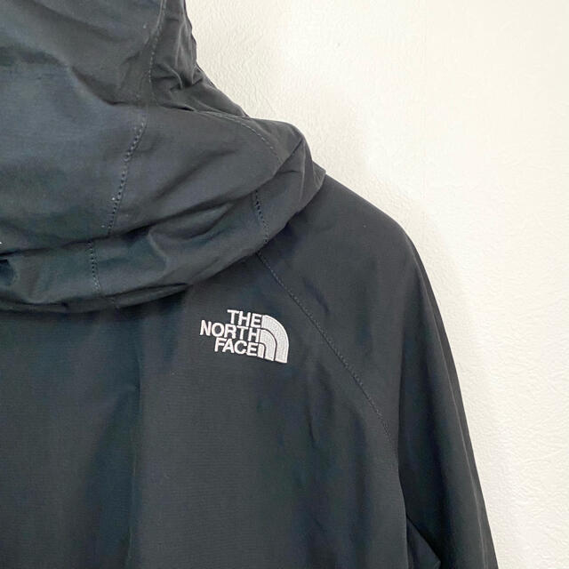 THE NORTH FACE(ザノースフェイス)の美品 THE NORTH FACE マウンテンパーカー ゴアテックス ブラック レディースのジャケット/アウター(ナイロンジャケット)の商品写真