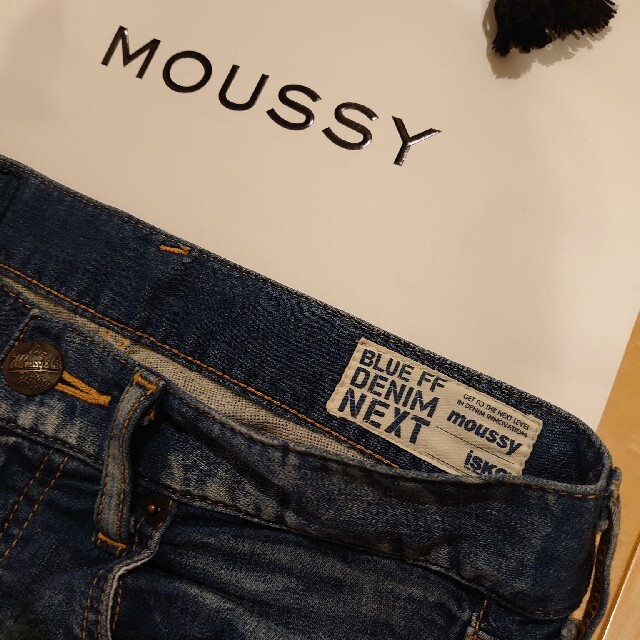 moussy(マウジー)のMOUSSYマウジーヴィンテージソフトデニム24Ｍ日本製 レディースのパンツ(デニム/ジーンズ)の商品写真