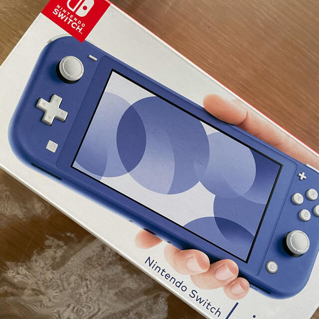 新品:説明読んでください！ニンテンドースイッチライトブルー