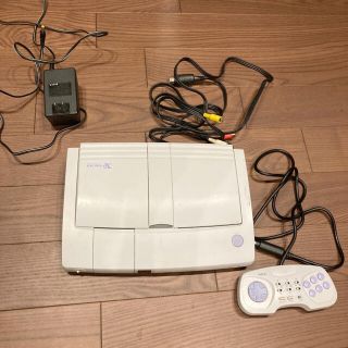 エヌイーシー(NEC)のPC Engine(PCエンジン)DUO-X (家庭用ゲーム機本体)