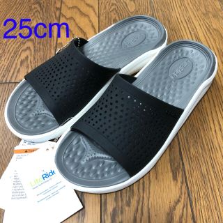 クロックス(crocs)の新品 クロックス ライトライド スライド 25 25.5cm ブラック×スモーク(サンダル)