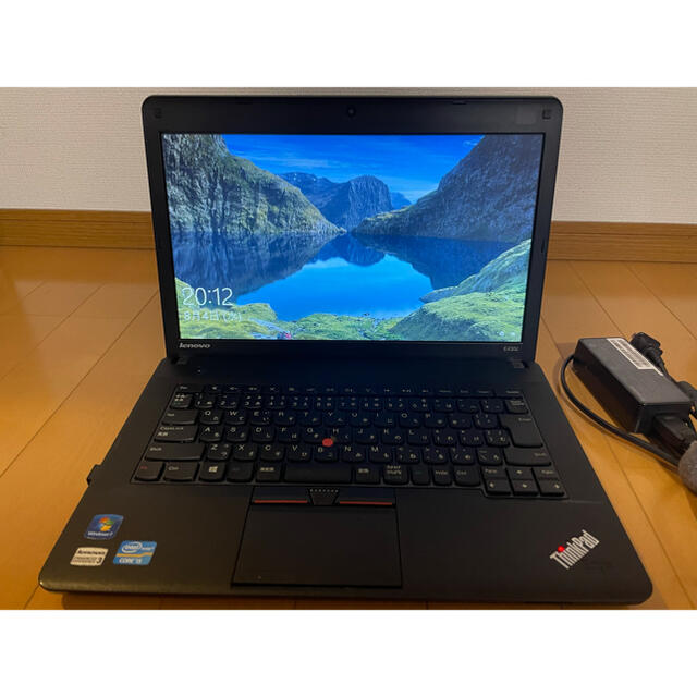 Lenovo(レノボ)のlenovo ThinkPad windows10 SSD240GB ノートPC スマホ/家電/カメラのPC/タブレット(ノートPC)の商品写真