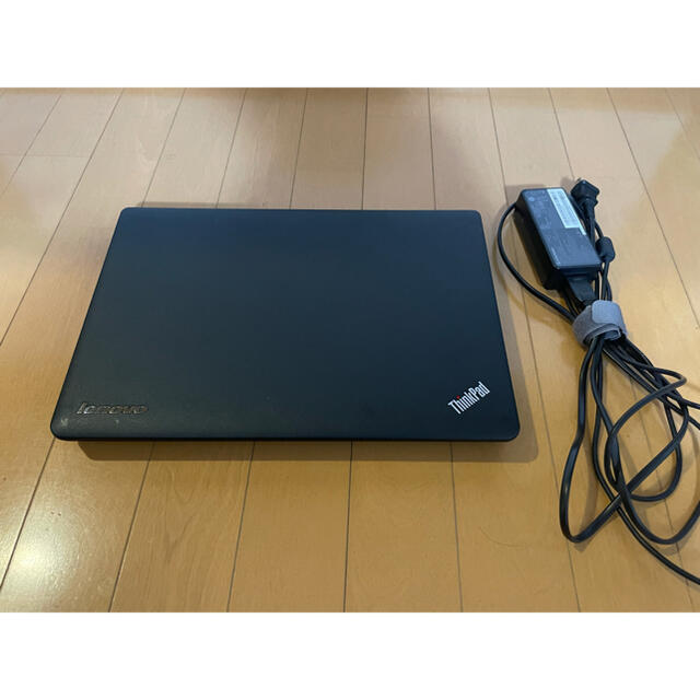 Lenovo(レノボ)のlenovo ThinkPad windows10 SSD240GB ノートPC スマホ/家電/カメラのPC/タブレット(ノートPC)の商品写真