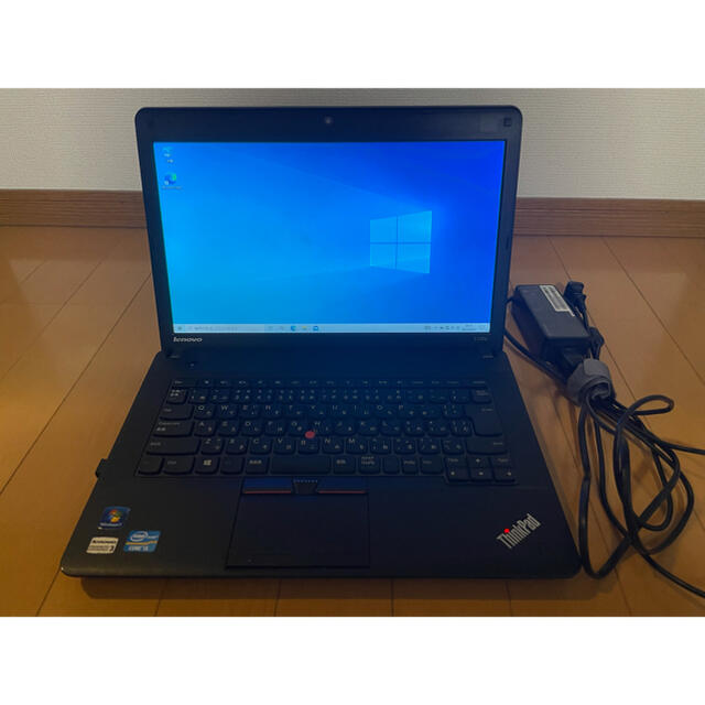 Lenovo(レノボ)のlenovo ThinkPad windows10 SSD240GB ノートPC スマホ/家電/カメラのPC/タブレット(ノートPC)の商品写真