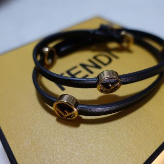 FENDI フェンディ　ブレスレット　チョーカー　レザー　ブラック　黒　箱あり