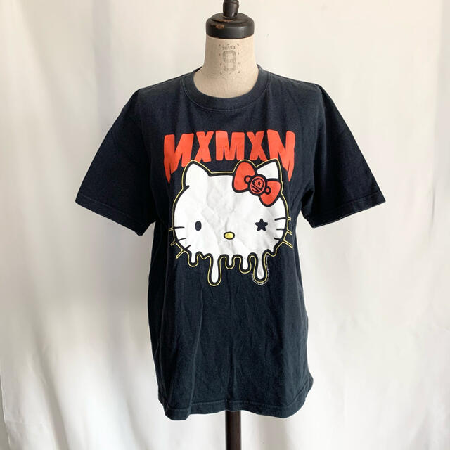 MAGICAL MOSH MISFITS(マジカルモッシュミスフィッツ)のMxMxM マジカルモッシュミスフィッツ キティー コラボTEE メンズのトップス(Tシャツ/カットソー(半袖/袖なし))の商品写真