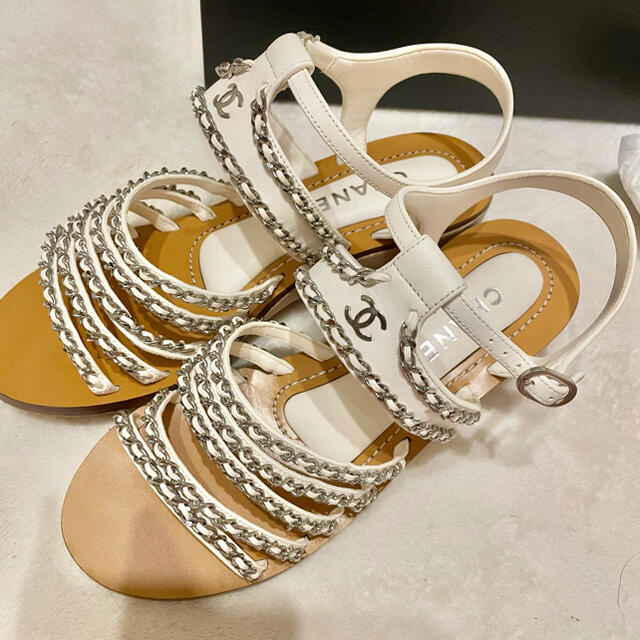CHANEL - 美品 シャネル チェーン サンダル 37の通販 by wap CHANEL - 美品 シャネル チェーン サンダル 37の通販 by wap