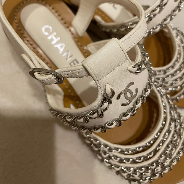 CHANEL - 美品 シャネル チェーン サンダル 37の通販 by wap CHANEL - 美品 シャネル チェーン サンダル 37の通販 by wap