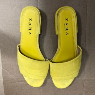 ザラ(ZARA)のZARA スウェードサンダル　24.0cm、24.5cm(サンダル)