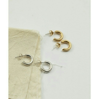 トゥデイフル(TODAYFUL)の【美品】TODAYFULコンパクトフープピアス(SIlver925)アクセサリー(ピアス)