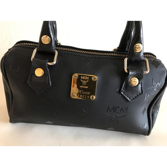 MCM(エムシーエム)の正規品 MCM ミニボストン ハンドバッグ レディースのバッグ(ボストンバッグ)の商品写真