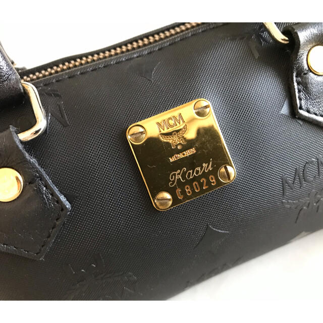 MCM(エムシーエム)の正規品 MCM ミニボストン ハンドバッグ レディースのバッグ(ボストンバッグ)の商品写真