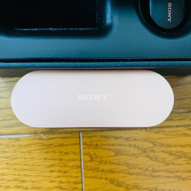 SONY(ソニー)のSONY WF-1000XM3(B) 極美品 1年保証あり！！ スマホ/家電/カメラのオーディオ機器(ヘッドフォン/イヤフォン)の商品写真