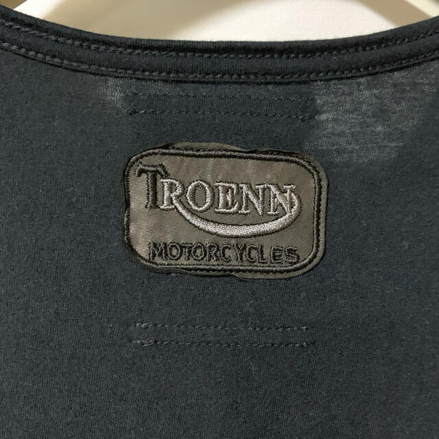 Roen 黒Tシャツ