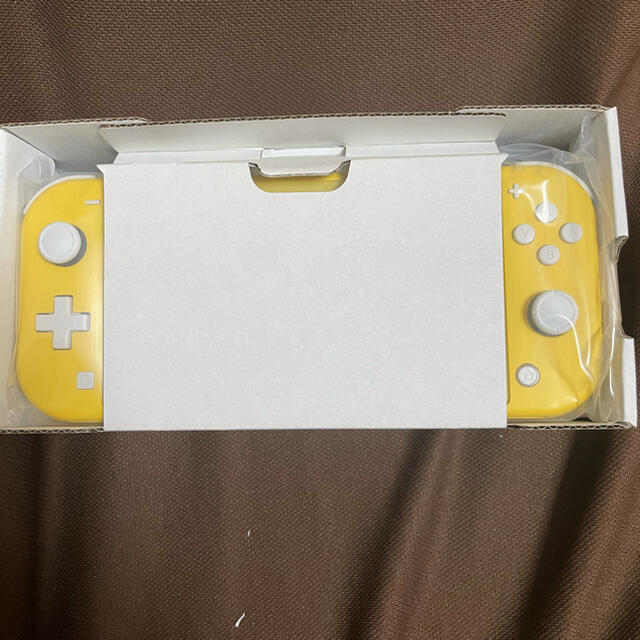 Nintendo Switch Lite イエロー 未使用新品