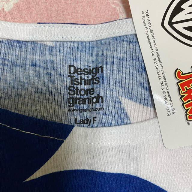 Design Tshirts Store graniph(グラニフ)のDasign Tshirts トムとジェリーTシャツ レディースのトップス(Tシャツ(半袖/袖なし))の商品写真