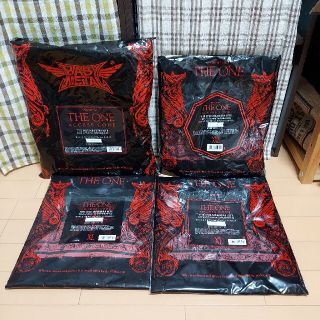 BABYMETAL THE ONE アイテム ビックタオル+Tシャツ 4点セット(ミュージシャン)