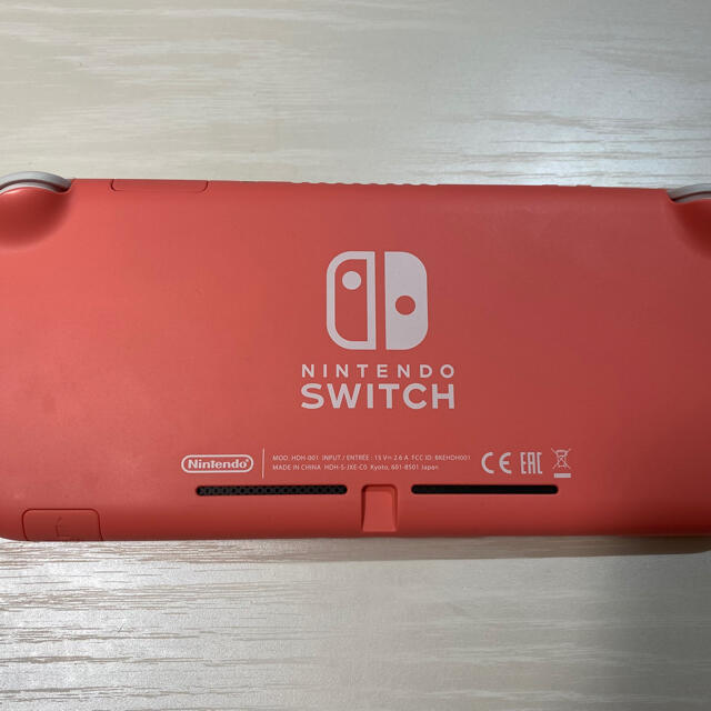 Nintendo Switch Liteコーラル