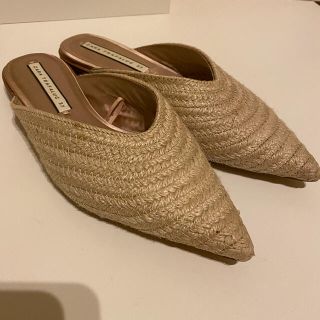 ザラ(ZARA)の【ZARA】編み込み　ジュート　ミュール　サンダル(サンダル)