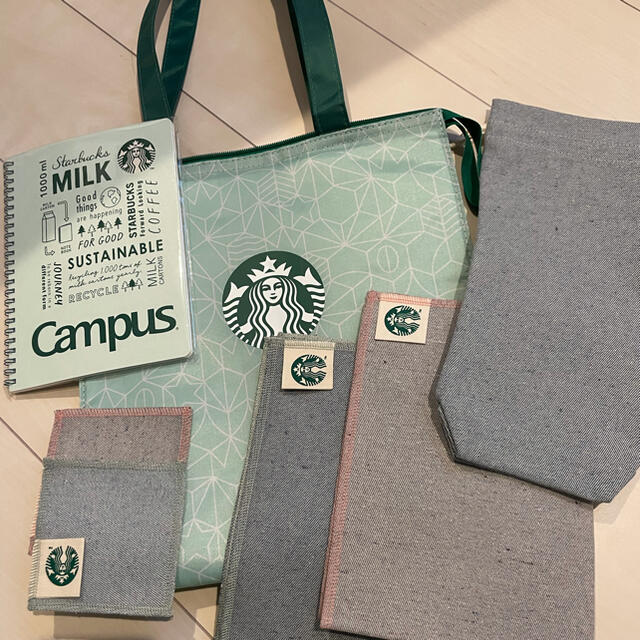 Starbucks Coffee(スターバックスコーヒー)のスターバックス　福袋　2021  レディースのバッグ(トートバッグ)の商品写真