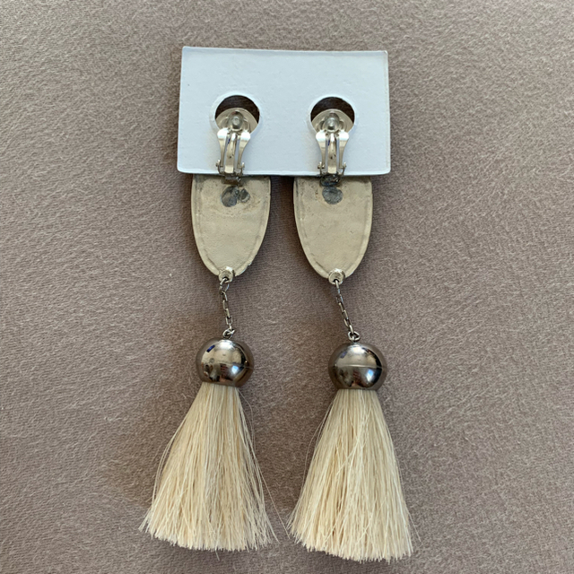 TOGA(トーガ)のTOGA Metal fringe earrings レディースのアクセサリー(イヤリング)の商品写真