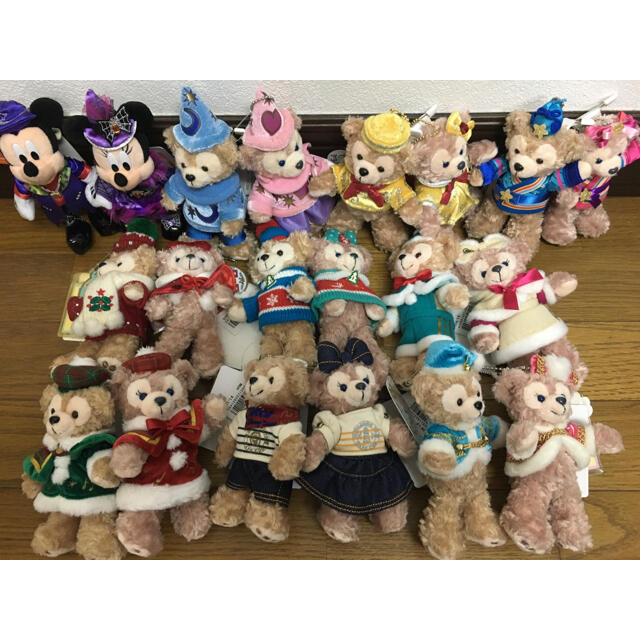 Disney ダッフィー シェリーメイ ミッキー ミニー ぬいぐるみバッジ