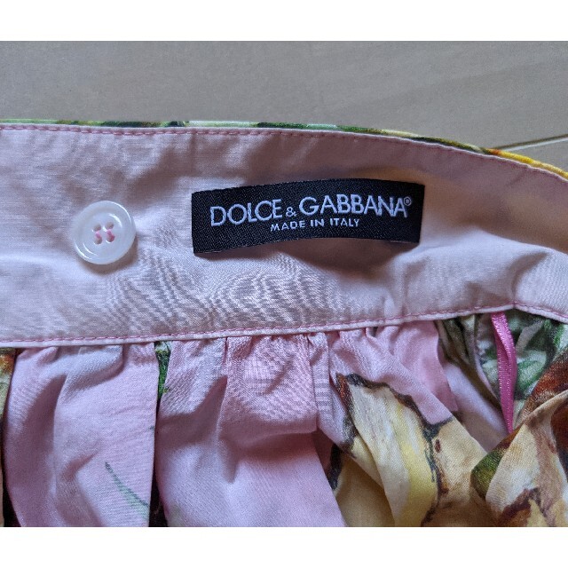 DOLCE&GABBANA(ドルチェアンドガッバーナ)の最終値下げ◆ドルチェ&ガッバーナ◆パイナップル柄 スカート 36 レディースのスカート(ひざ丈スカート)の商品写真