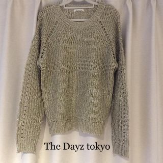 ザデイズトウキョウ(The Dayz tokyo)のThe Dayz tokyo ザデイズトーキョー グリッターゴールドニット(ニット/セーター)