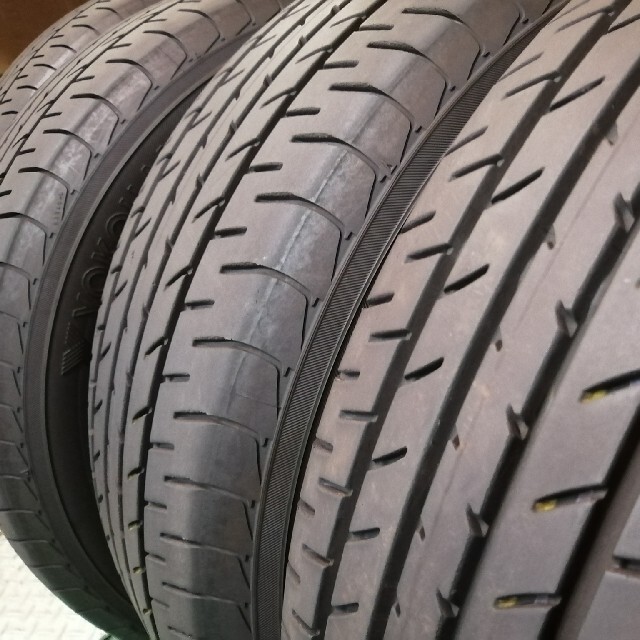 カラー様専用「送料無料」225/60R17 ヨコハマ中古タイヤ4本 自動車/バイクの自動車(タイヤ)の商品写真