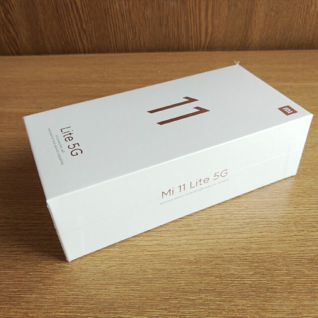 Xiaomi Mi 11 Lite 5G　新品未開封 スマホ/家電/カメラのスマートフォン/携帯電話(スマートフォン本体)の商品写真