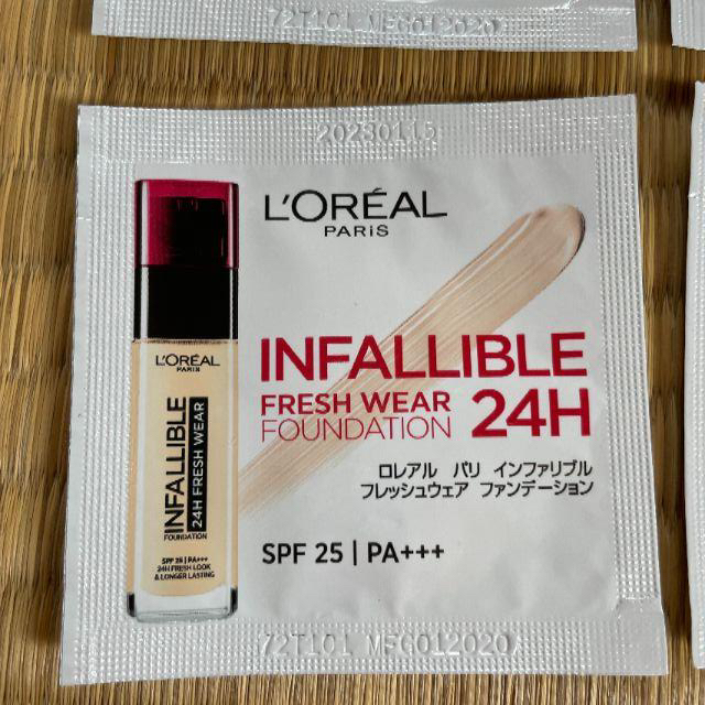 L'Oreal Paris(ロレアルパリ)のロレアル パリ リキッドファンデーション125　試供品　25個 コスメ/美容のベースメイク/化粧品(ファンデーション)の商品写真